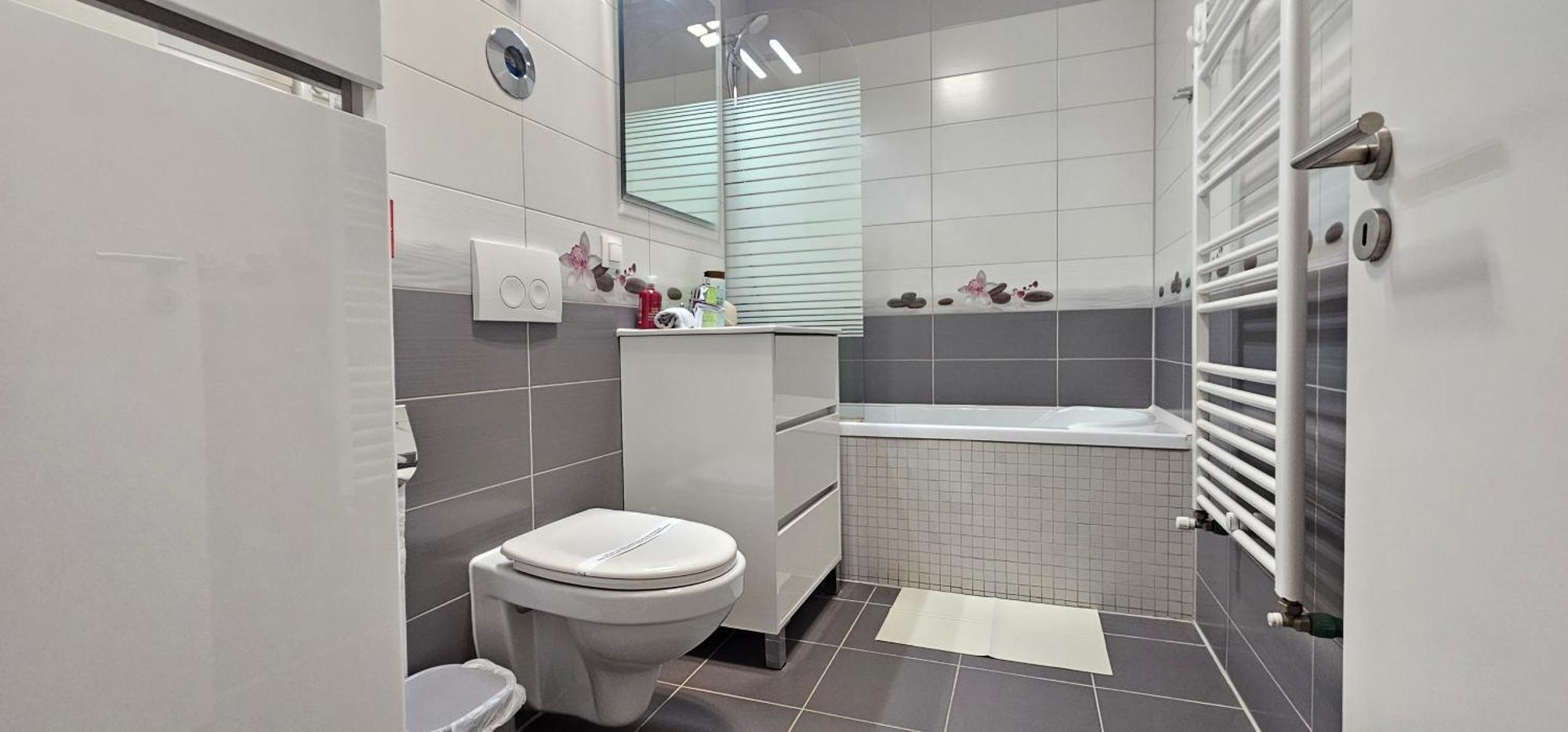 T&M Apartment Brasov Exterior photo